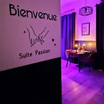Passion - Jacuzzi Prive - Table Massage *