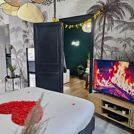 Suite Passion - Jacuzzi Prive - Table Massage Apartment